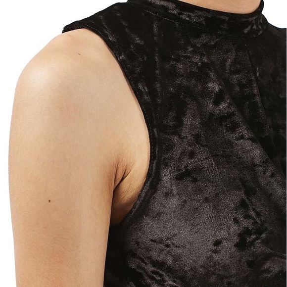 Velvet crop top size 4 - Picture 5 of 7